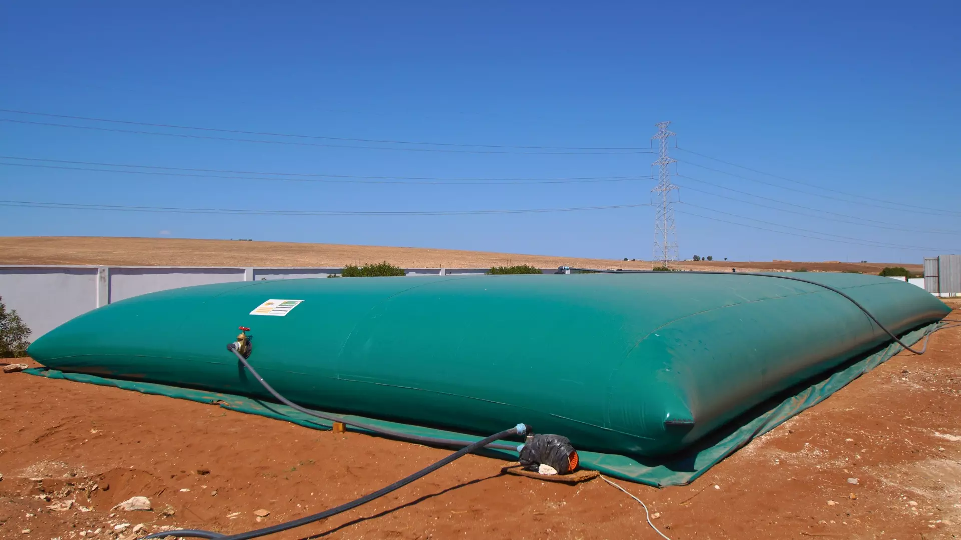 Πράσινη εύκαμπτη δεξαμενή για γεωργία – ιδανική για αποθήκευση βρόχινου νερού και άρδευση